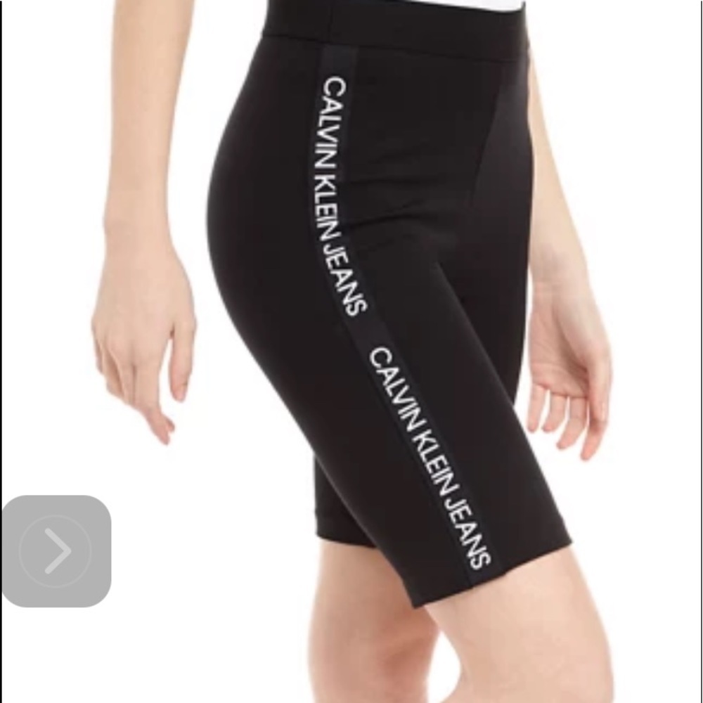 Calvin Klein jeans black shorts size xL